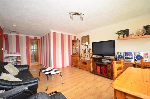 1 Bedroom Flat